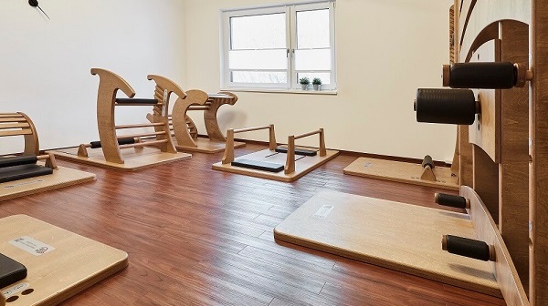 yoga_kurs_training_dehnen_augsburg_physio_schumann