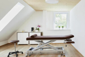 Massageliege für Physiotherapie
